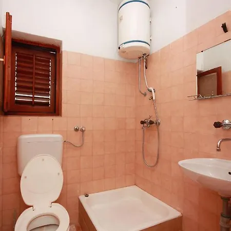 Gæstehus With A Parking Space Podaca, Makarska - 517